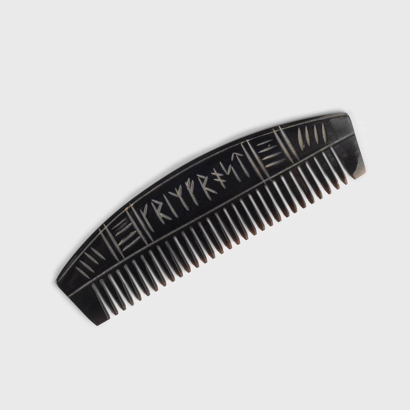 Viking Comb, Horn