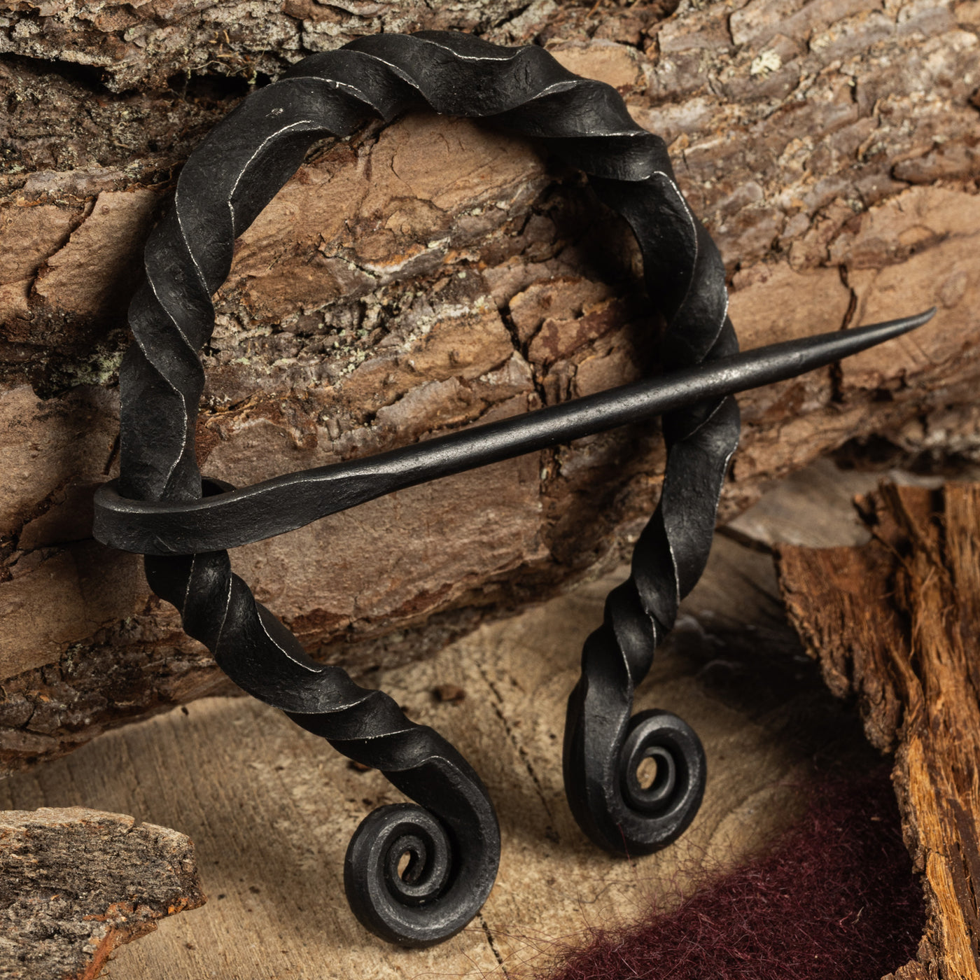 Fubulo Iron Fibula, Oval, 90 mm – Grimfrost Intl