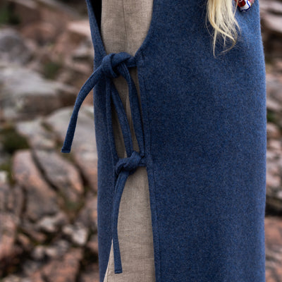 Kinder Schürzenkleid, Natur / Blaue Schürze