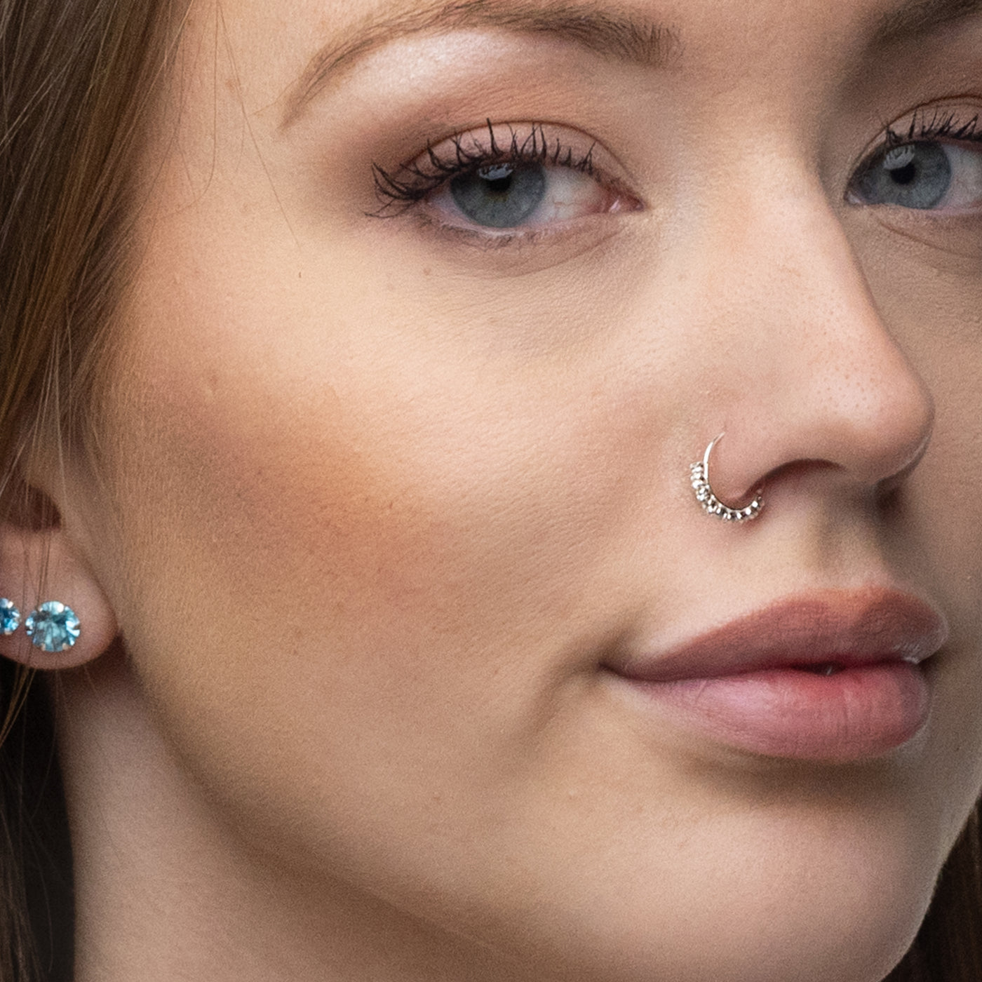 Silber Nasenring, 9 klare Steine