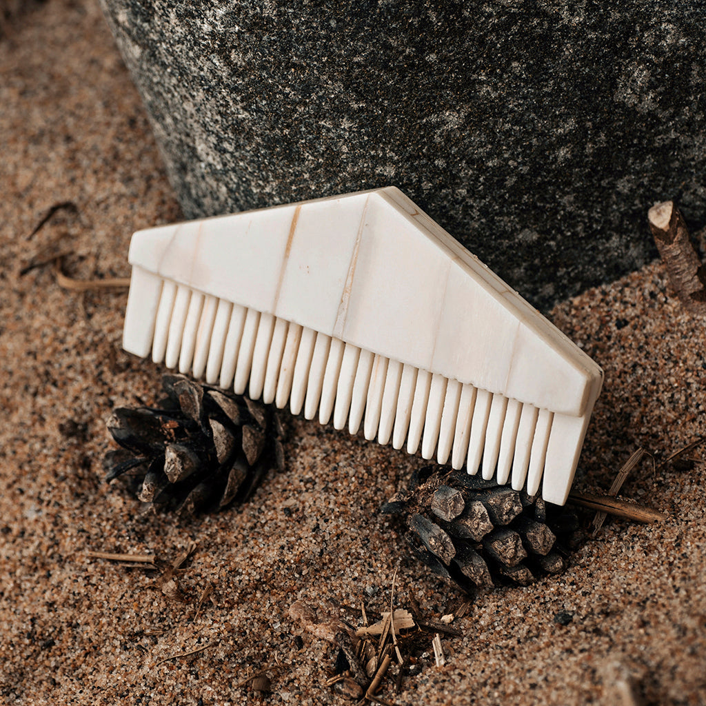 Viking Comb, Bone 3