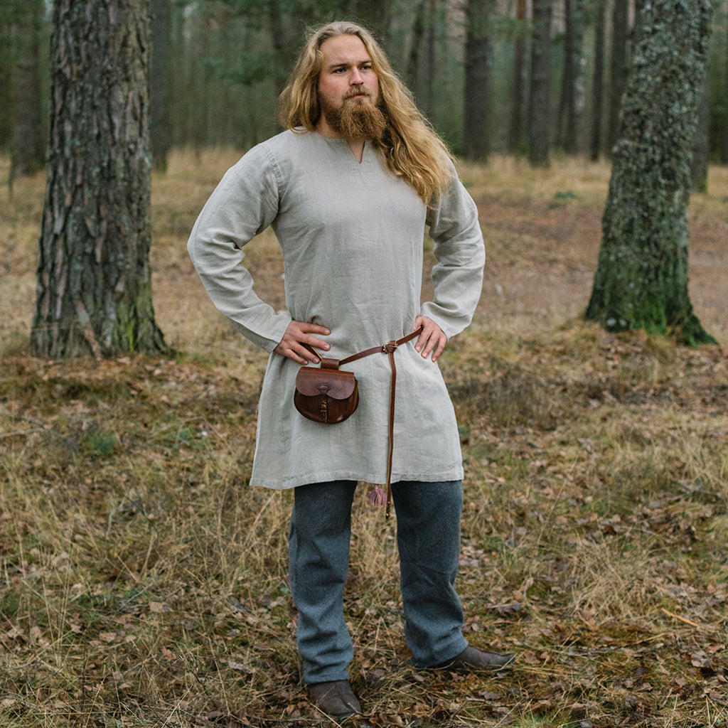 Wiking Leinentunika, Natur